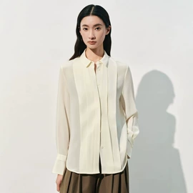 女式针织衫;女式T恤;女式衬衫