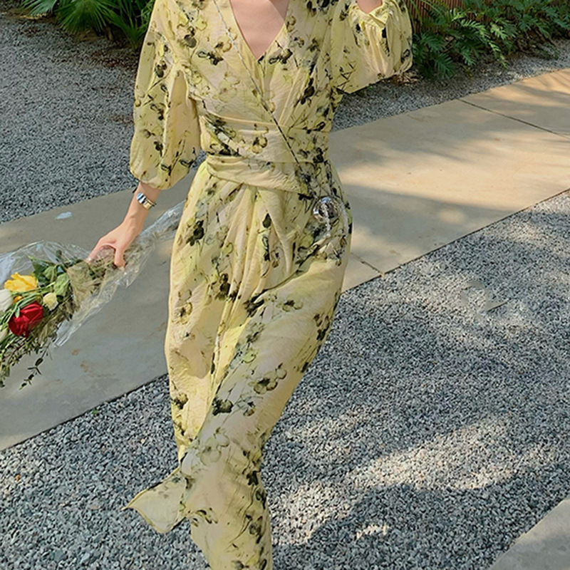 Special Clearance Strappy Dress French Puff Sleeve V Neck Waist Slimming Look Long Skirt Women's Floral Skirt Non-Returnable and Non-Exchangeable