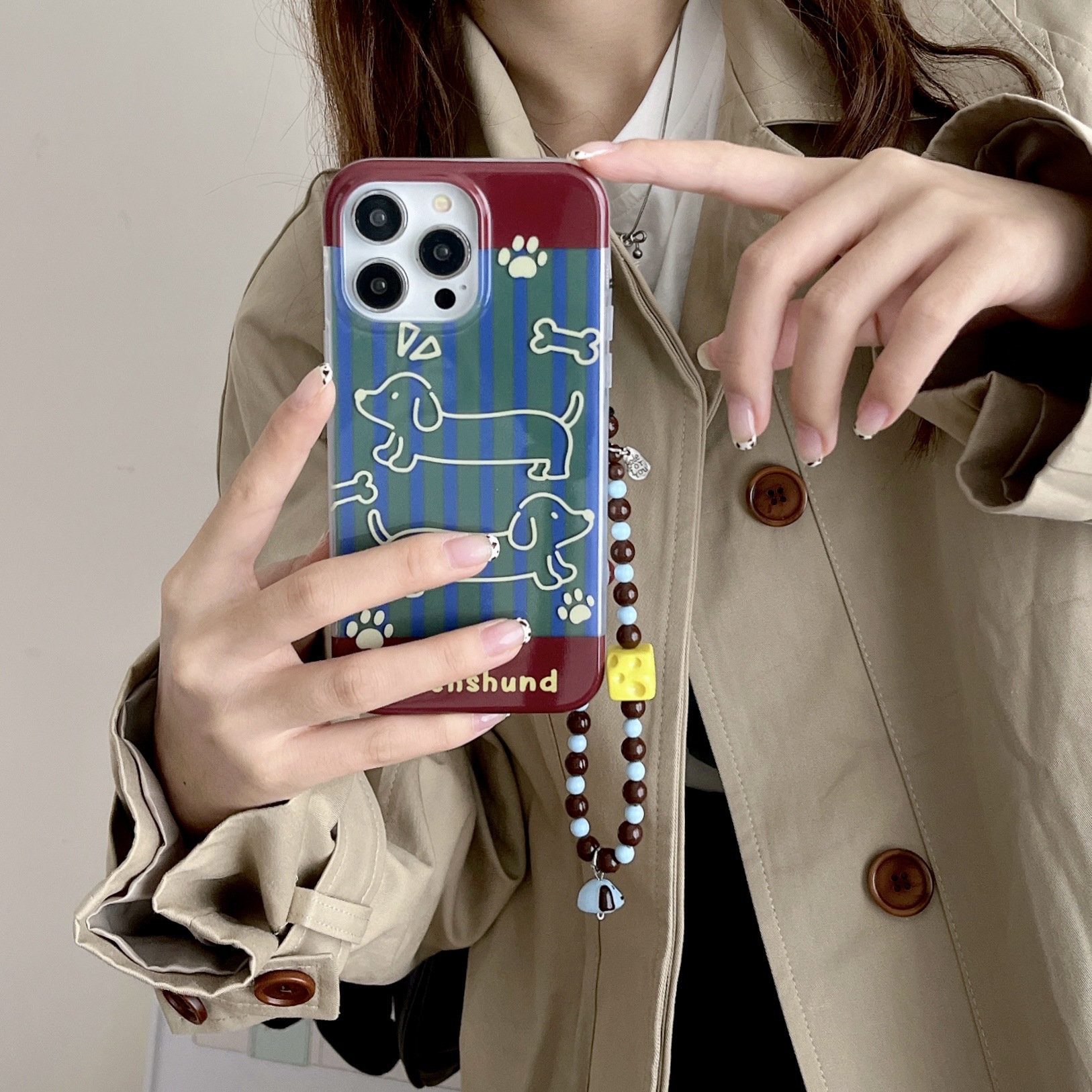 Perro salchicha a rayas estilo ins para iPhone 16promax funda para teléfono móvil 13 cadena Apple 14P 12 hembra