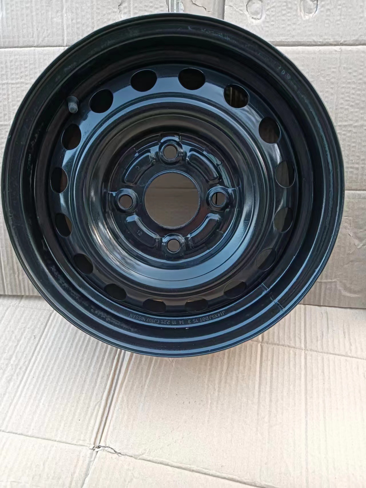Original Second-Hand Dismantling Steel Rim 80% New 13 14 15 16 17inch Full-Size Car Pickup Truck Hub Weijia
