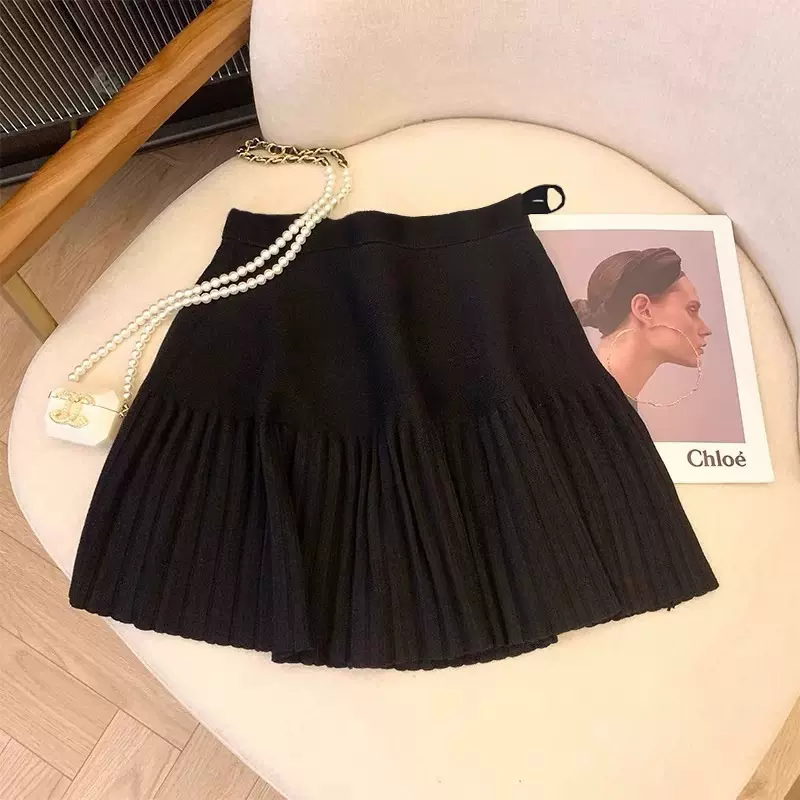 孕妇短裙不勒肚2024秋冬季辣妈百褶半身裙针织春秋款外穿百搭A字