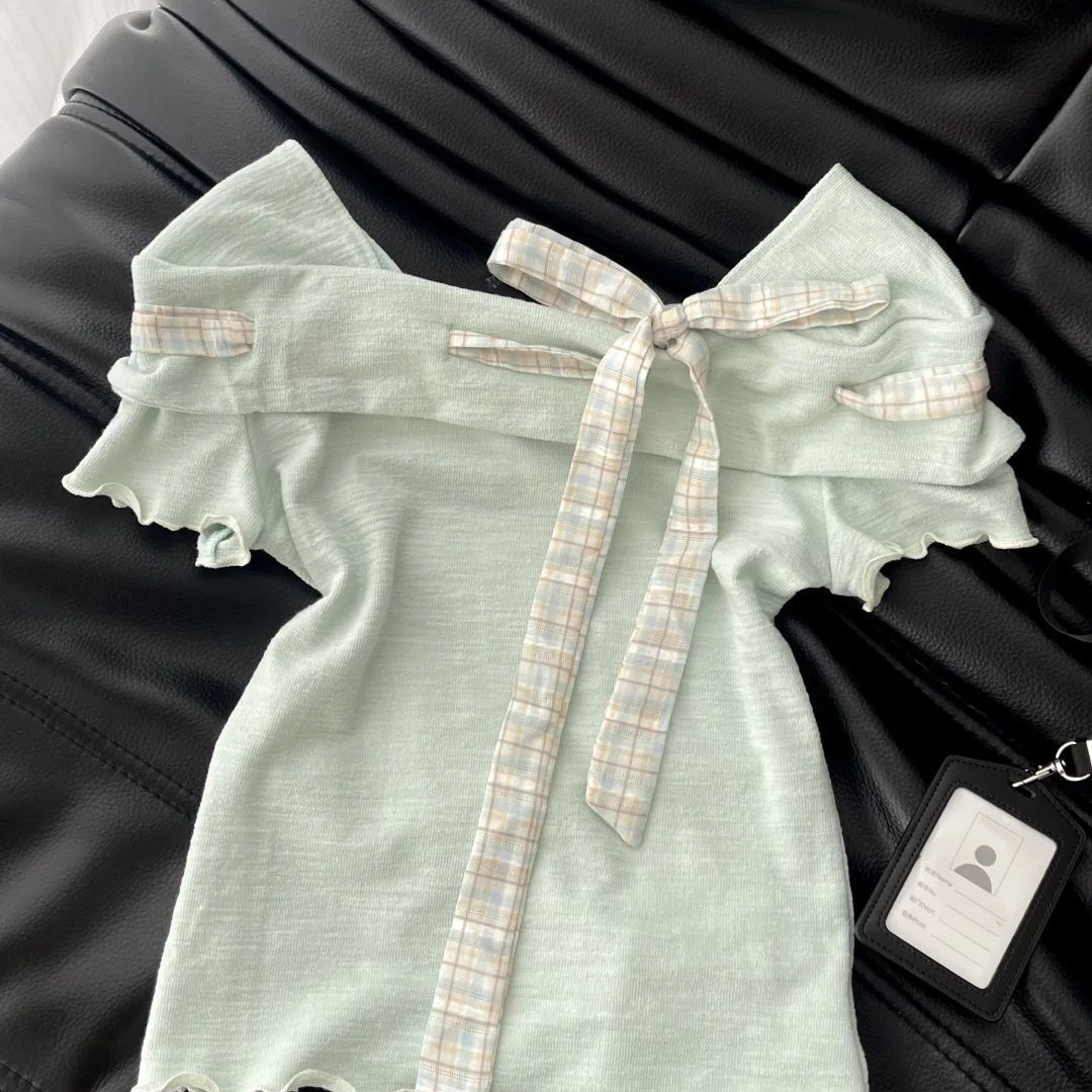 Cute belt, design fitted summer short sleeve T-shirt with bow, french style, trend of season
