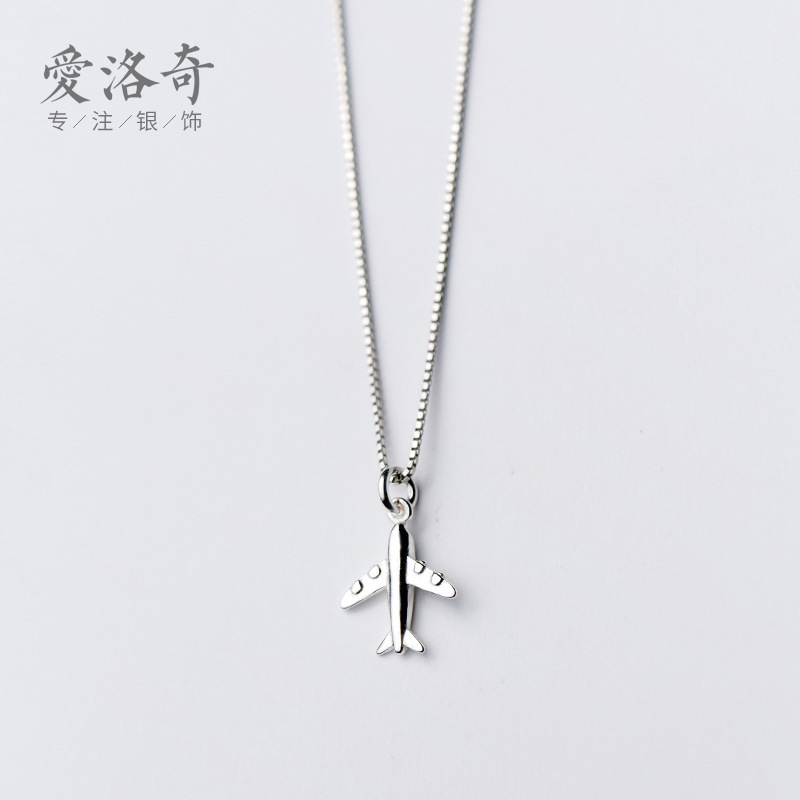 S925 plata japonesa y coreana temperamento dulce colgante de avión personalidad colgante único mujer D3511