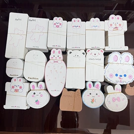 纸类标签;塑料自封袋;饰品配件