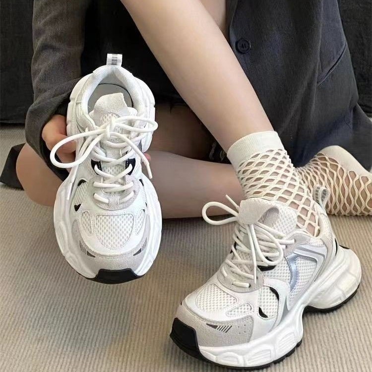 Dad's 2024 Spring/Summer Versatile Thick Sole Small White Mesh Breathable Sports Women's Casual Shoes_voghion.com