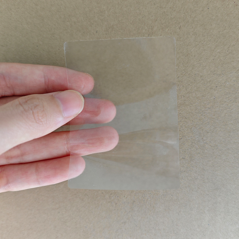 現物透明長方形のシールは粘着テープを貼ります。|undefined