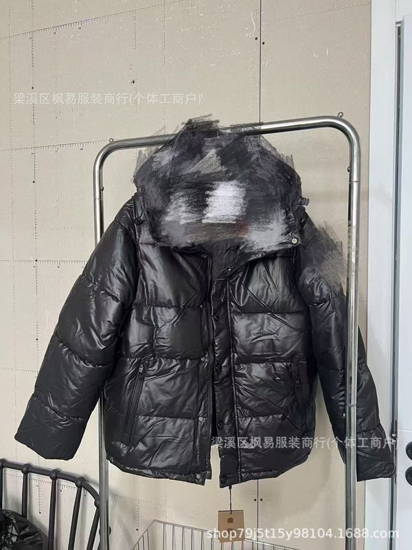 高品质B家巴情侣款羽绒外套可拆卸连帽子背心款三合 一男女款夹克|undefined