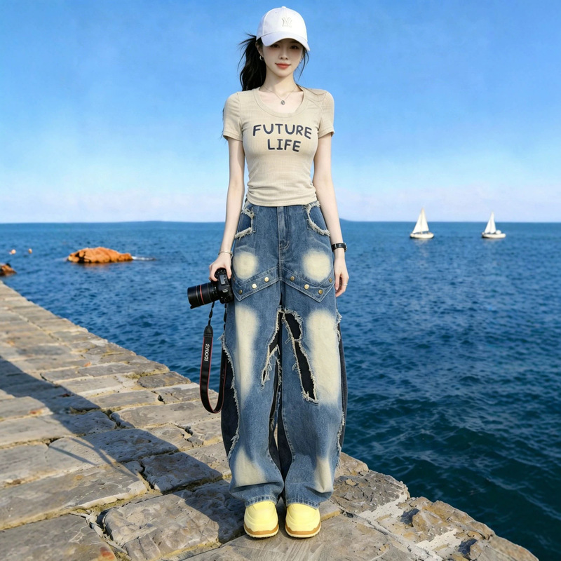 American Street Casual Short-Sleeved T-Shirt for Women, Fashionable Retro Simple Jeans for Women, New Spring and Summer Two-Piece Suit Trendy
