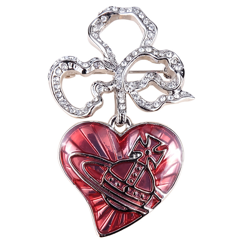 蔷薇花深红爱心胸针