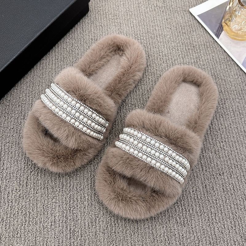 Aumentar la altura de la red de zapatillas de cabello rojo de invierno para mujeres en el hogar zapatillas de perlas antideslizantes primavera y verano