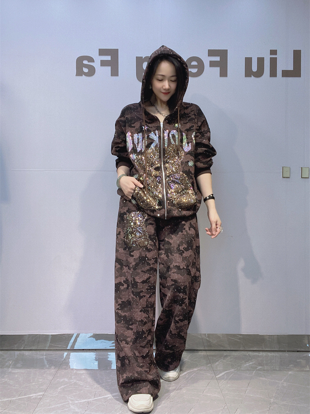Camuflaje con cremallera cardigan de tamaño grande suéter conjunto de mujeres de otoño pesado artesanía pantalones rectos sueltos ropa deportiva al aire libre dos piezas set