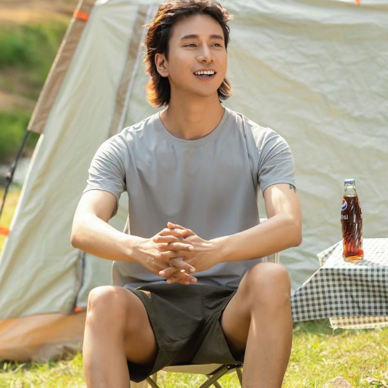 Ice Silk T-Shirt Quick-drying Couple Men's and Women's Short-sleeved Breathable Summer New Outdoor Casual Round Neck Nylon Sportswear