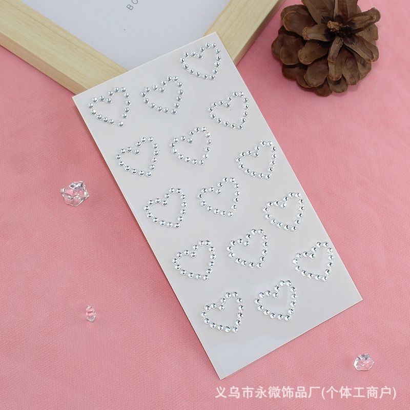 속이 빈 라인스톤 하트 15개