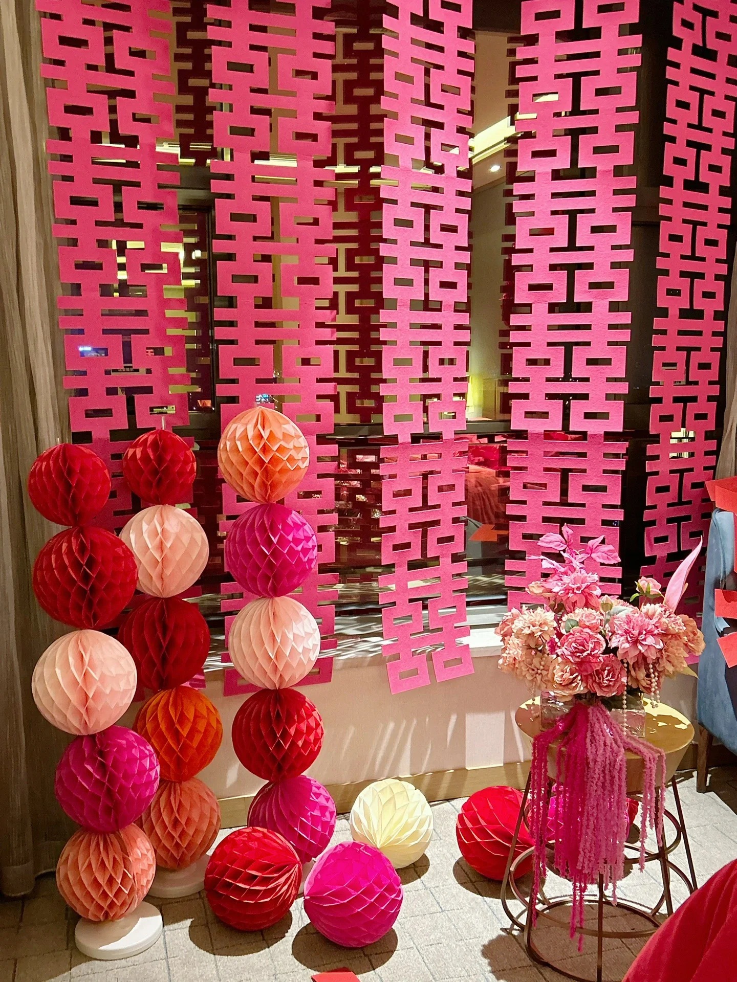 Wedding decoration set, wedding room decoration, engagement party background wall for both the bride and groom, room floral arrangements, auspicious characters