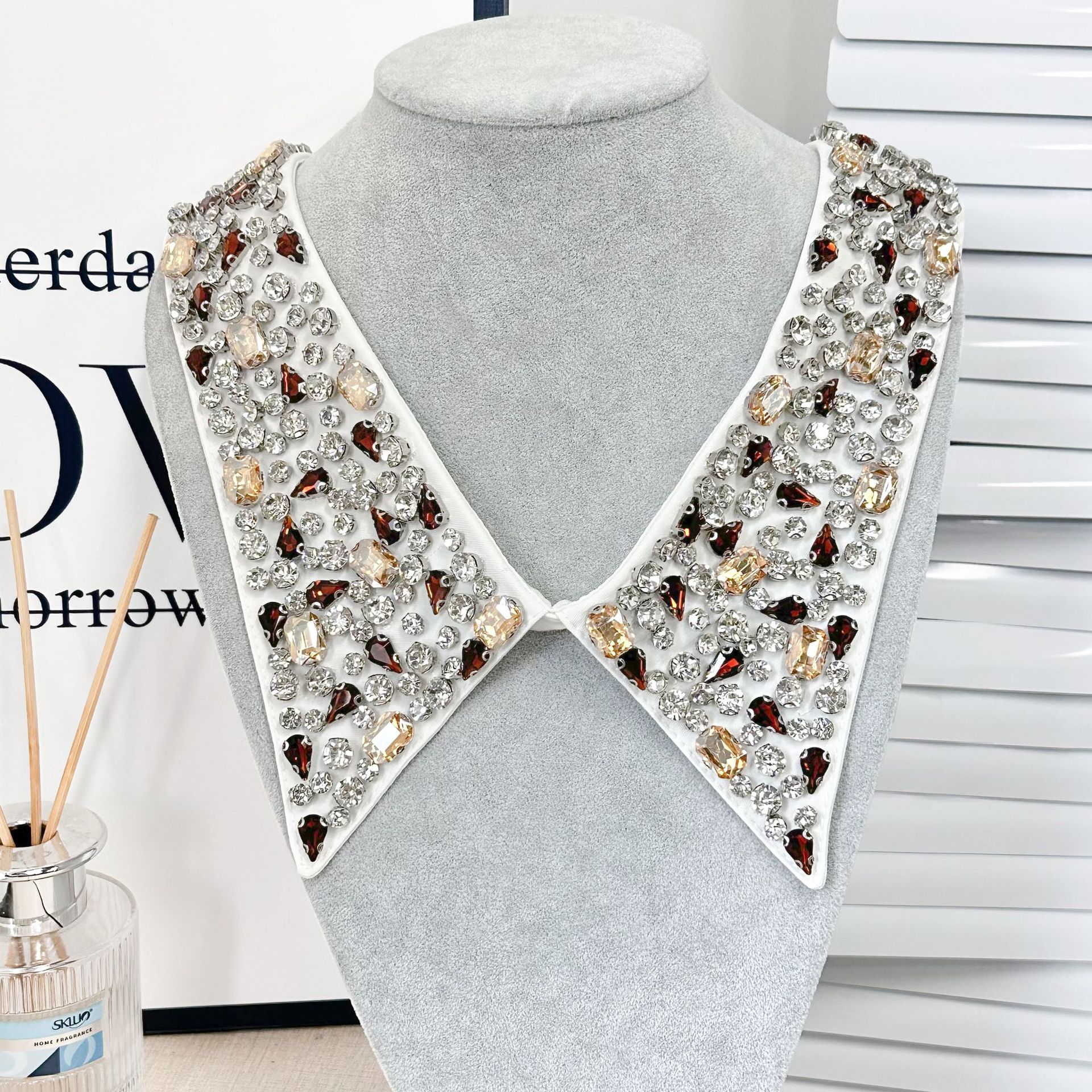 Collar falso universal bordado perlas de clavos pequeños pares de collar vestido transfronterizo camisa de invierno otoño ropa coreana al por mayor image 12