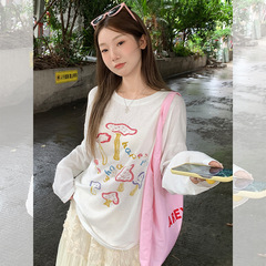 白い落書きプリント日焼け止めブラウス長袖tシャツ女装春の新型怠惰な風のたるみ感のある上着