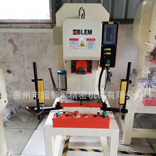 �T�әC�O�� �^����T�c�C �|�c�T�ϙC �~�����T�әC�S�Ҷ�*��