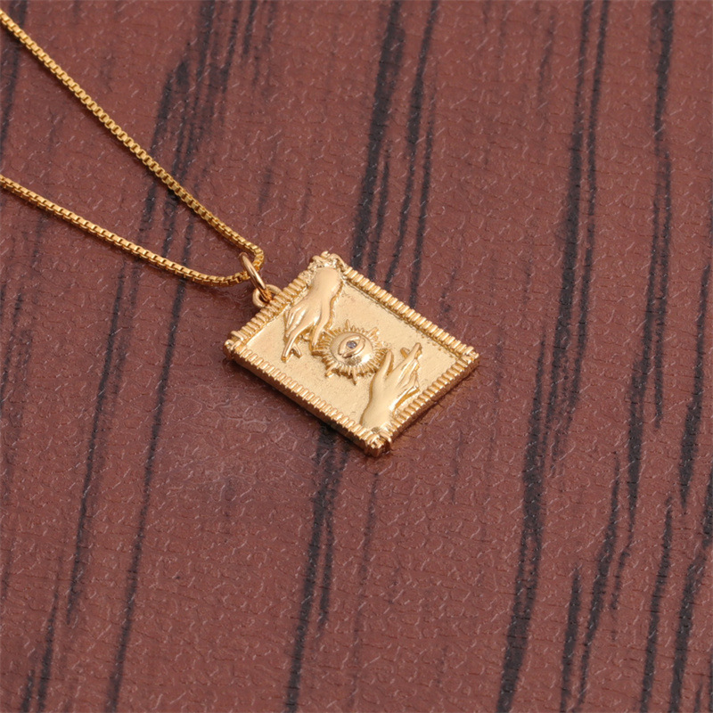 Nihaojewelry Copper Plated Gold Rectangular Heart Palm Demon Eye Necklace Wholesale Jewelry display picture 8