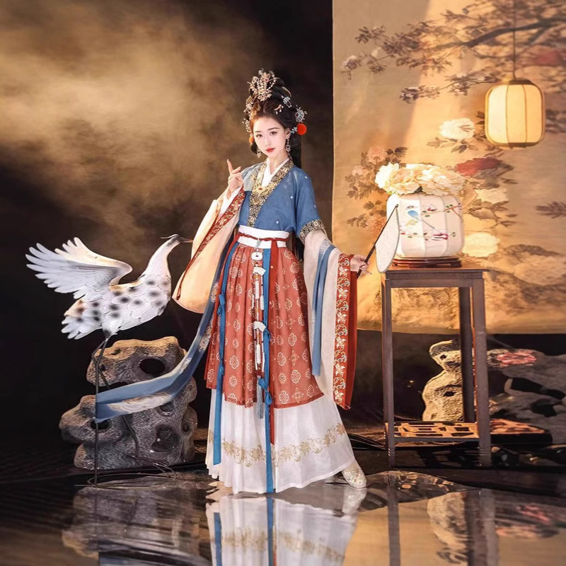New Chinese-Style Hanfu Images: Restoration of the Luoshen Lady Series of Traditional Clothing, Complete Set