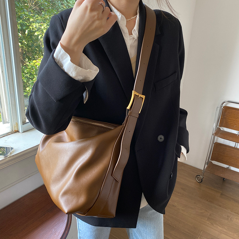 Ladiesbag Soft Minimalist Style Shoulder Bag Large Bag New Style Bag Women's Large Capacity Tote Women's Tote Large Bag