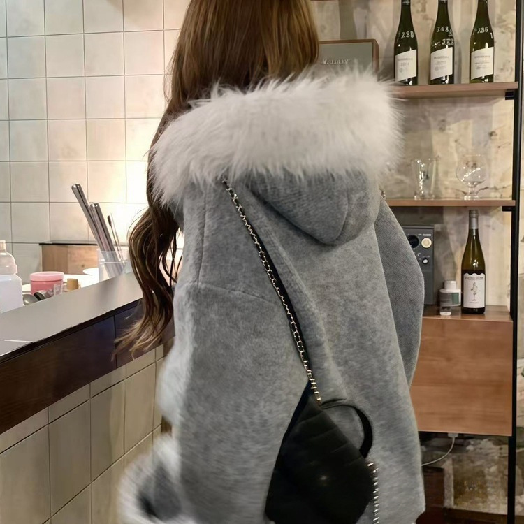 Milk Gray Fur Collar Hooded Sweater Jacket for Women, Autumn and Winter Soft and Lazy Style Zippered Raccoon Fur Knitted Cardigan Milk Gray Fur Collar Hooded Sweater Jacket for Women, Autumn and Winter Soft and Lazy Style Zippered Raccoon Fur Knitted Cardigan