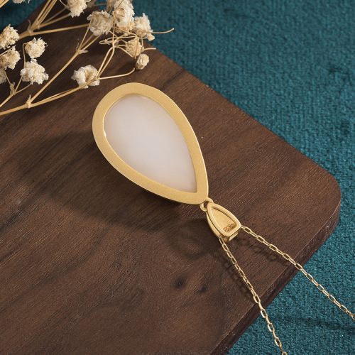 Chinese style cheongsam and Hanfu accessories copper-plated 24K gold inlaid imitation Hetian jade pendant enamel cloisonné necklace