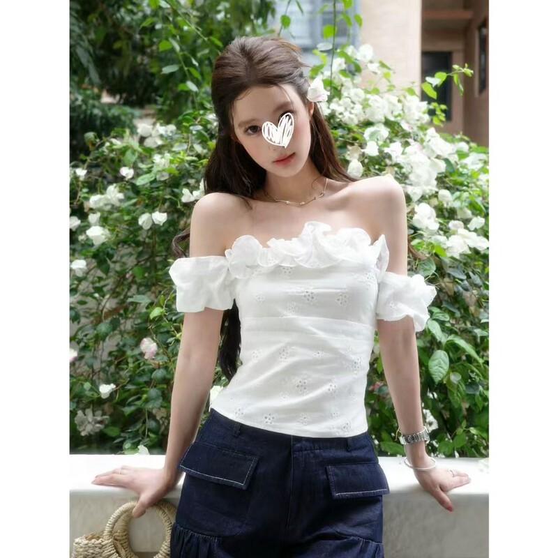 French Retro Style White Jacquard Three-Dimensional Lace Embroider One-Shoulder T-Shirt for Women 2026 Summer Short-Sleeved Top