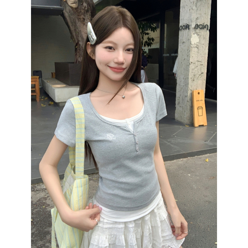 Real Shot Design Sense U-collar Fake Two-piece Short-sleeved T-shirt Women's 2025 Summer New Slim-fit Slim-fit Short Top