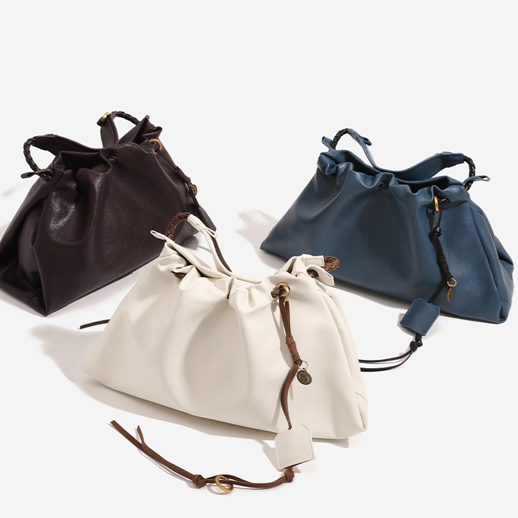 Stylish Women's Drawstring Tote Bag Large Capacity Shoulder Bag_voghion.com
