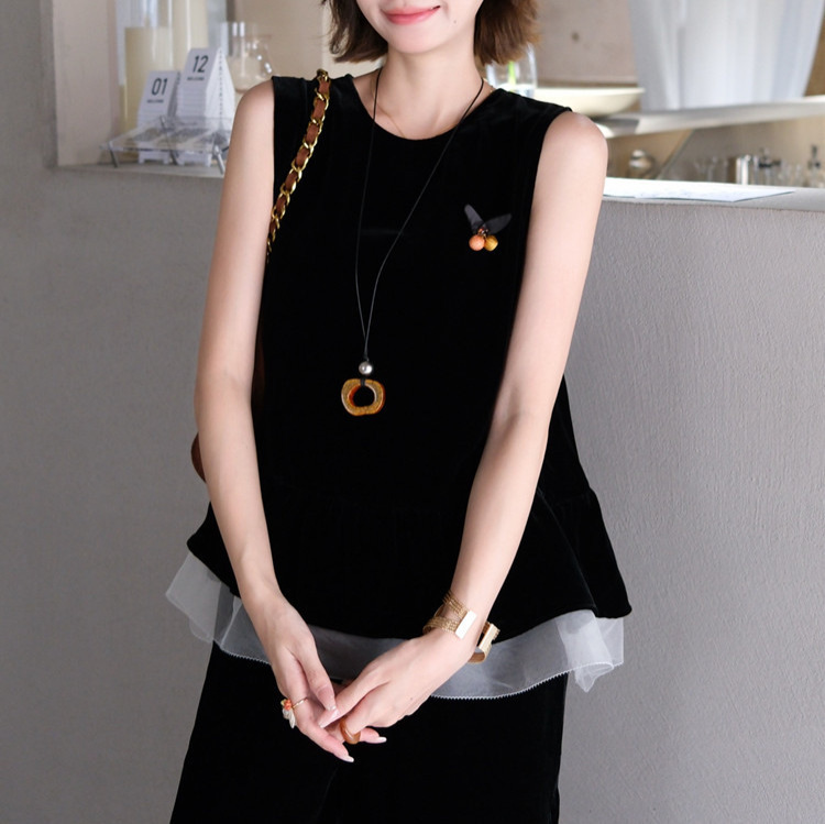 Nanyou 2026 Summer Style French Silk Velvet Doll-Style Top, Simple and Elegant, Youthful and Dynamic Sleeveless Shirt
