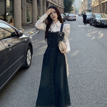 牛仔背带连衣裙女秋冬新款小众设计感韩版复古收腰抹胸毛边长裙子