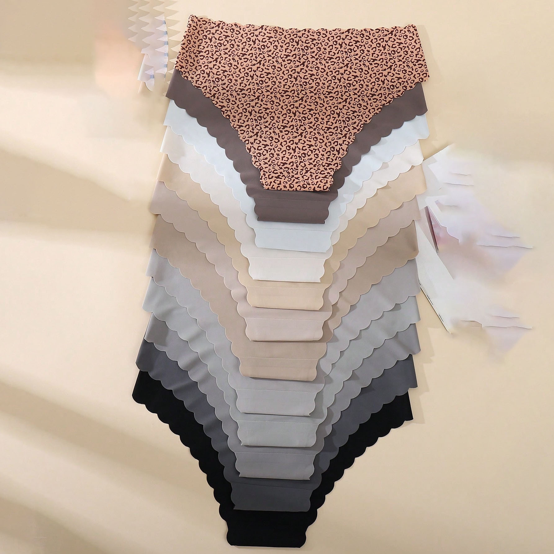 Paquete de 12 - Bragas de bikini sin costuras para mujer, estilo europeo y americano, con bordes ondulados transpirables, bragas triangulares sexys.