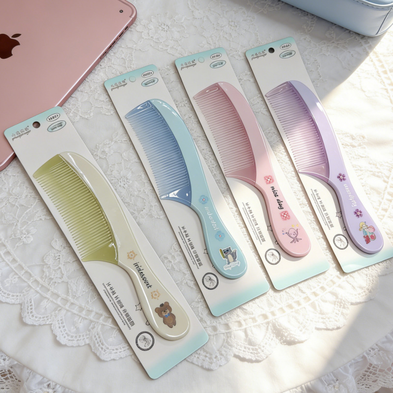 Cartoon Plastic Comb with Cute Prints, Hair Styling Comb for Smoothing and Straightening Hair, Fine-Toothed Bangs Comb, a Must-Have Dormitory Essential