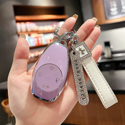 Car key bag: car remote control key case protective - old-zero-run-kaoru-purple-single-shell-horse-mark-white-diamond-rope-number-plate