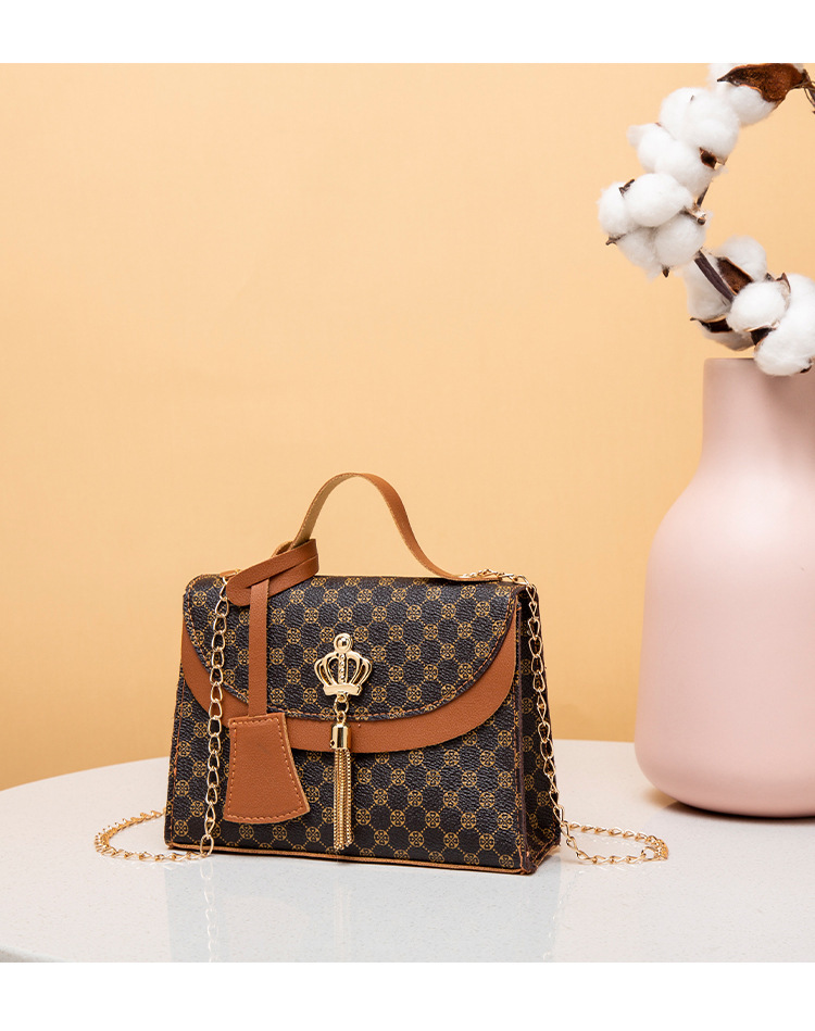Casual, Holiday Occasion Pu Leather Material Women's Small Pu Leather Multicolor Classic Style Square Magnetic Buckle Shoulder Bag