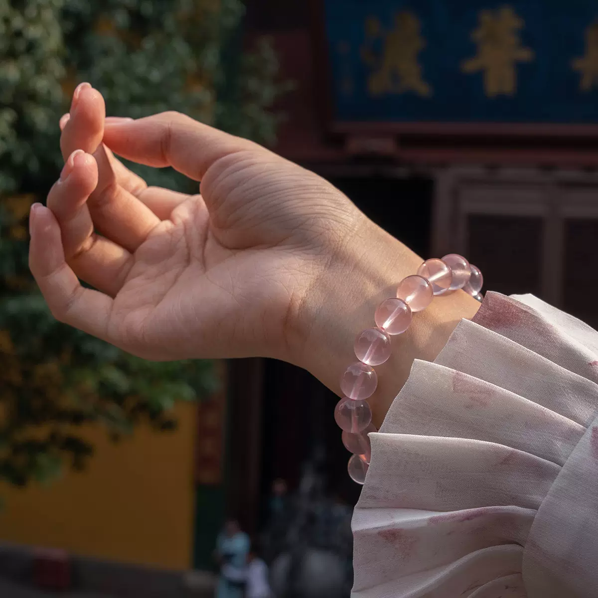 天然莫桑比克星光粉色粉晶手女芙蓉石粉水晶手串女生时尚饰品配饰