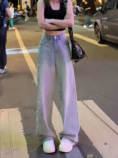 今年秋季流行重工烫钻牛仔裤女小个子窄版显瘦高腰洋气直筒裤