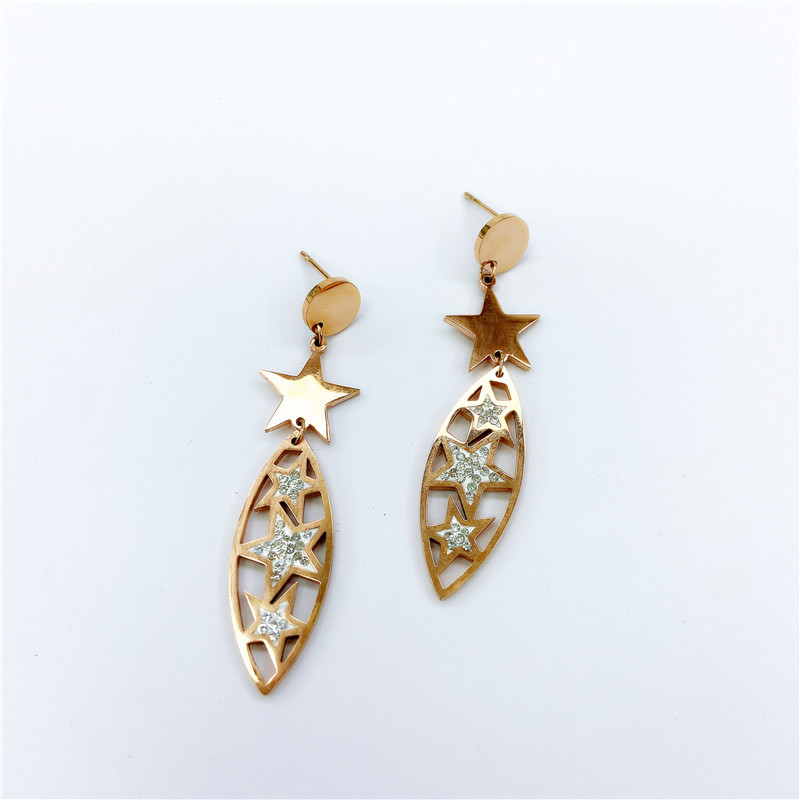Leaf Star Female Long Five-pointed Star String Leaf Gold Titanium Steel Earrings display picture 1