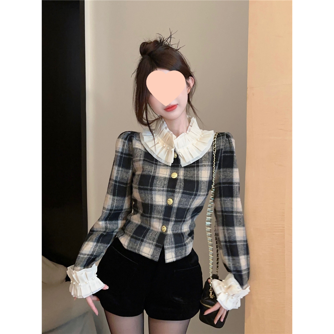 小香风珍珠娃娃领格子毛呢外套女冬季法式千金风气质短款开衫上衣