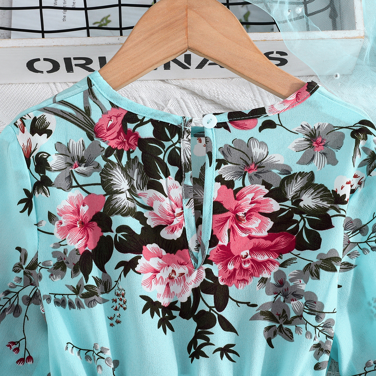 2024 Sommer neues zweiteiliges Set mit Blumendruck für Mädchen und Kinder mit langen Ärmeln und Gürtel_voghion.com