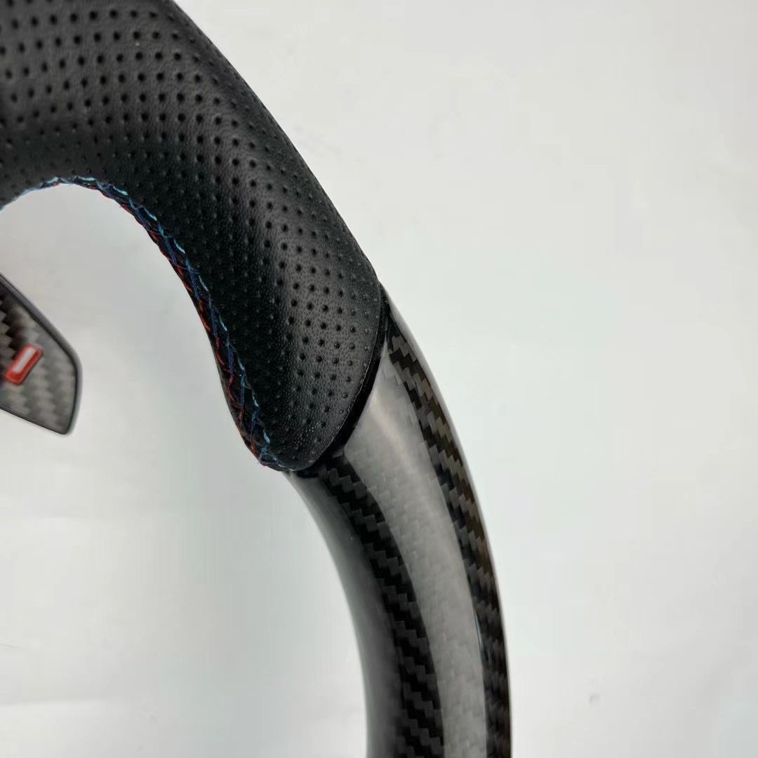 Applicable to BMW G20 G22 G80 G87 M2 M3 M4 old modified new CS real carbon fiber steering wheel assembly