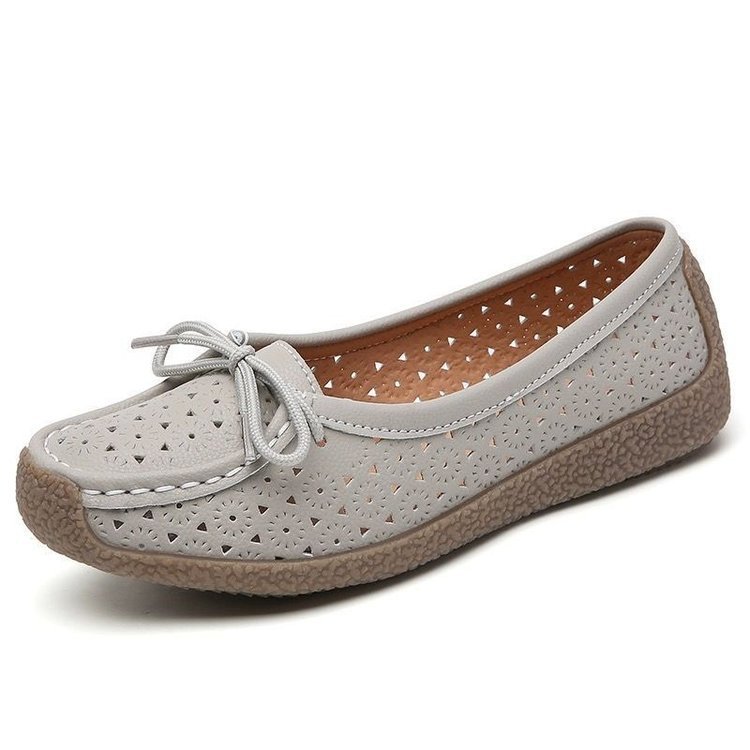 Zapatos de un pie Bean para mujeres 2026 nuevo verano hueco agujero respirable zapatos agujero antideslizantes con suela plana sandálias casuales