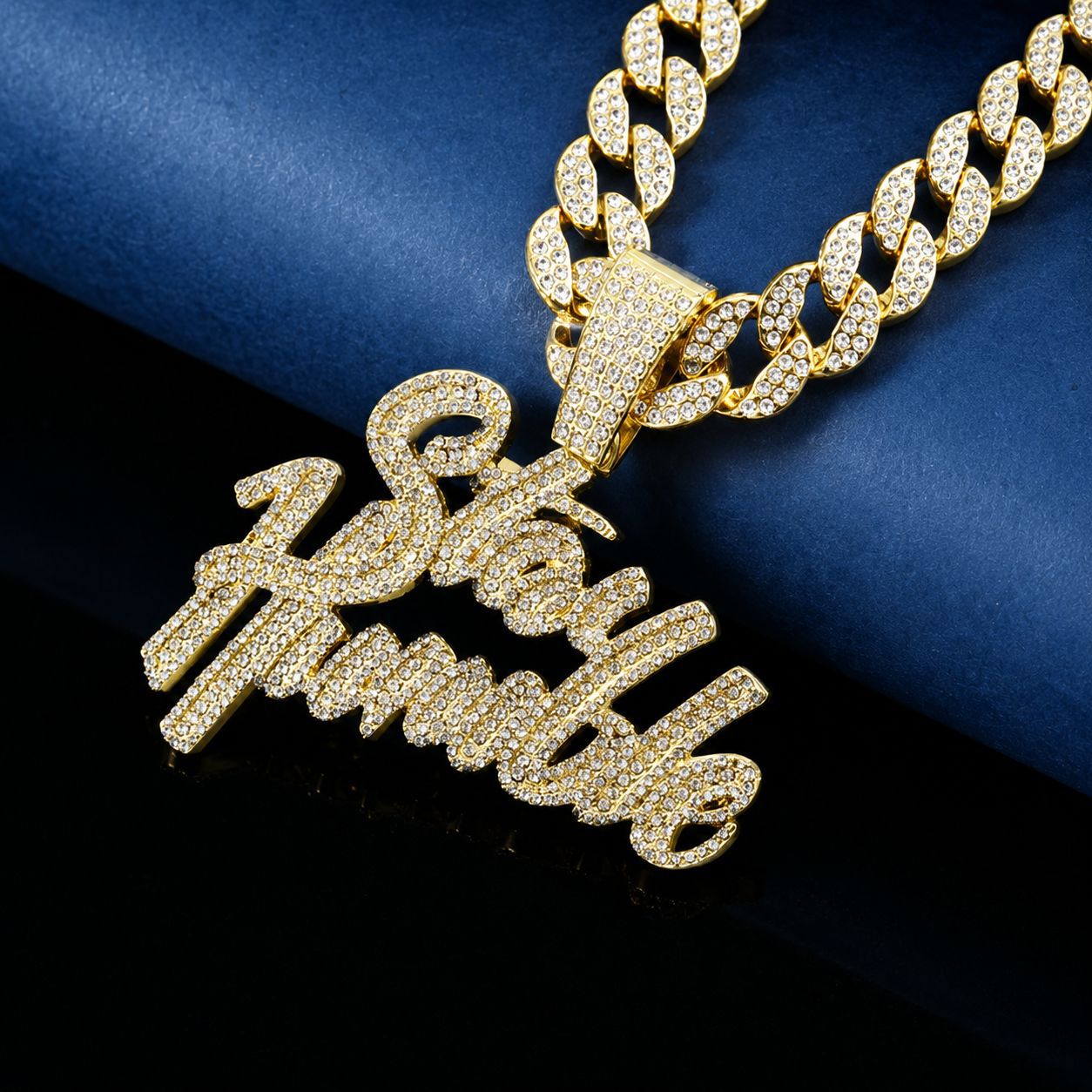 Letras exageradas de hip-hop europeas y americanas Stay Humble colgante estilo rap callejero personalidad completa joyería de diamantes collar masculino image 1