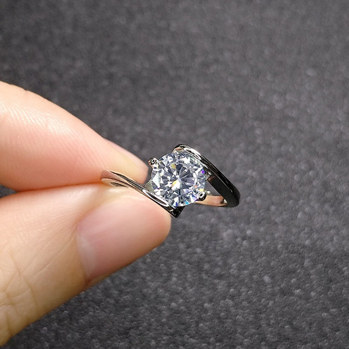 Dropshipping imitation moissanite diamond ring, low luxury classic six-claw diamond ring, platinum-plated white diamond ring, live supply