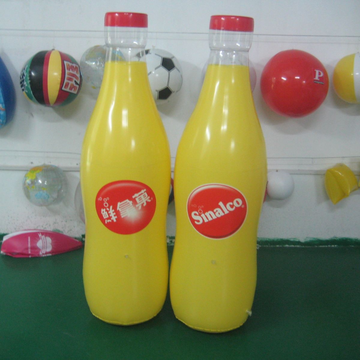 户外充气啤酒模型PVC活动展示礼品广告瓶商场陈列道具充气易拉罐