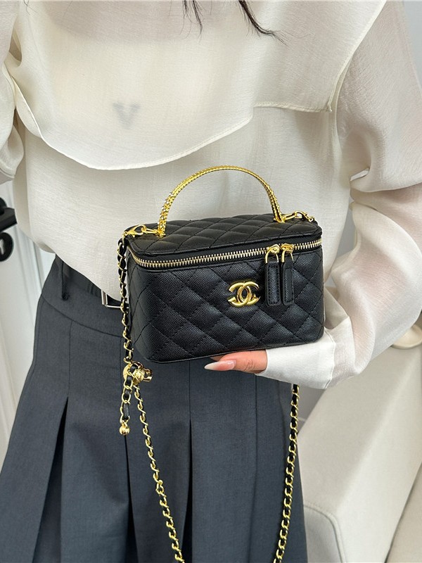 Xiaozhong Lingge bolso de mano pequeño para mujeres 2026 nuevo estilo de moda bolso de caja de estilo cadena de moda bolso de hombro