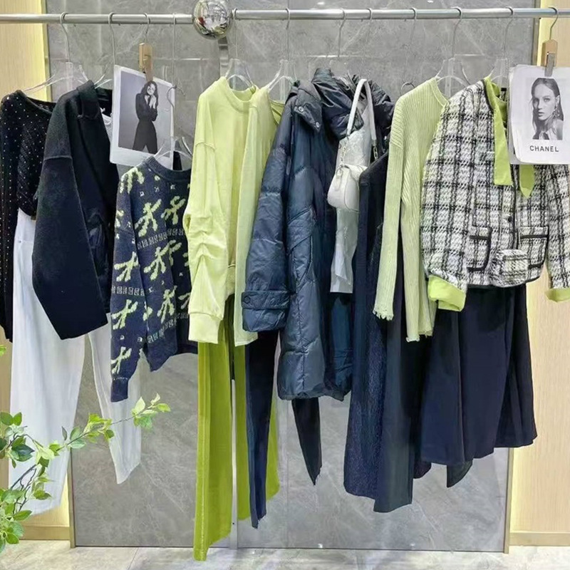 25 Winter Elegant Urban Fashion Style Dresses, Trench Coats, Knitwear, Skirts, and Pants - Store Live Sale of Clearance Stock Wholesale
