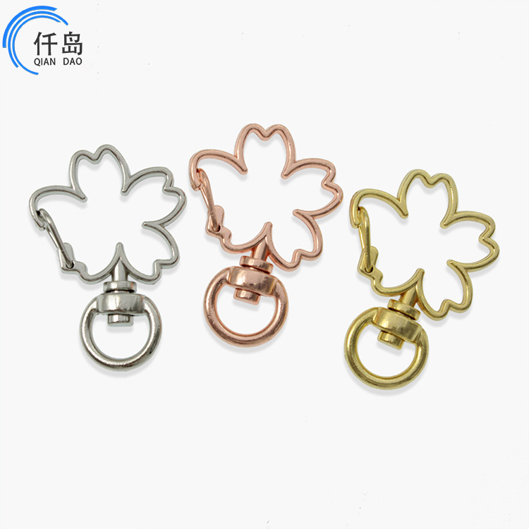 厂家批发樱花小狗扣 异形狗扣 亚克力挂件 背包玩具挂件创意