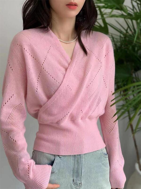 European Autumn Fashion Cross V-neck Crochet Hollow Waist Soft Waxy Wool Sweater for Women