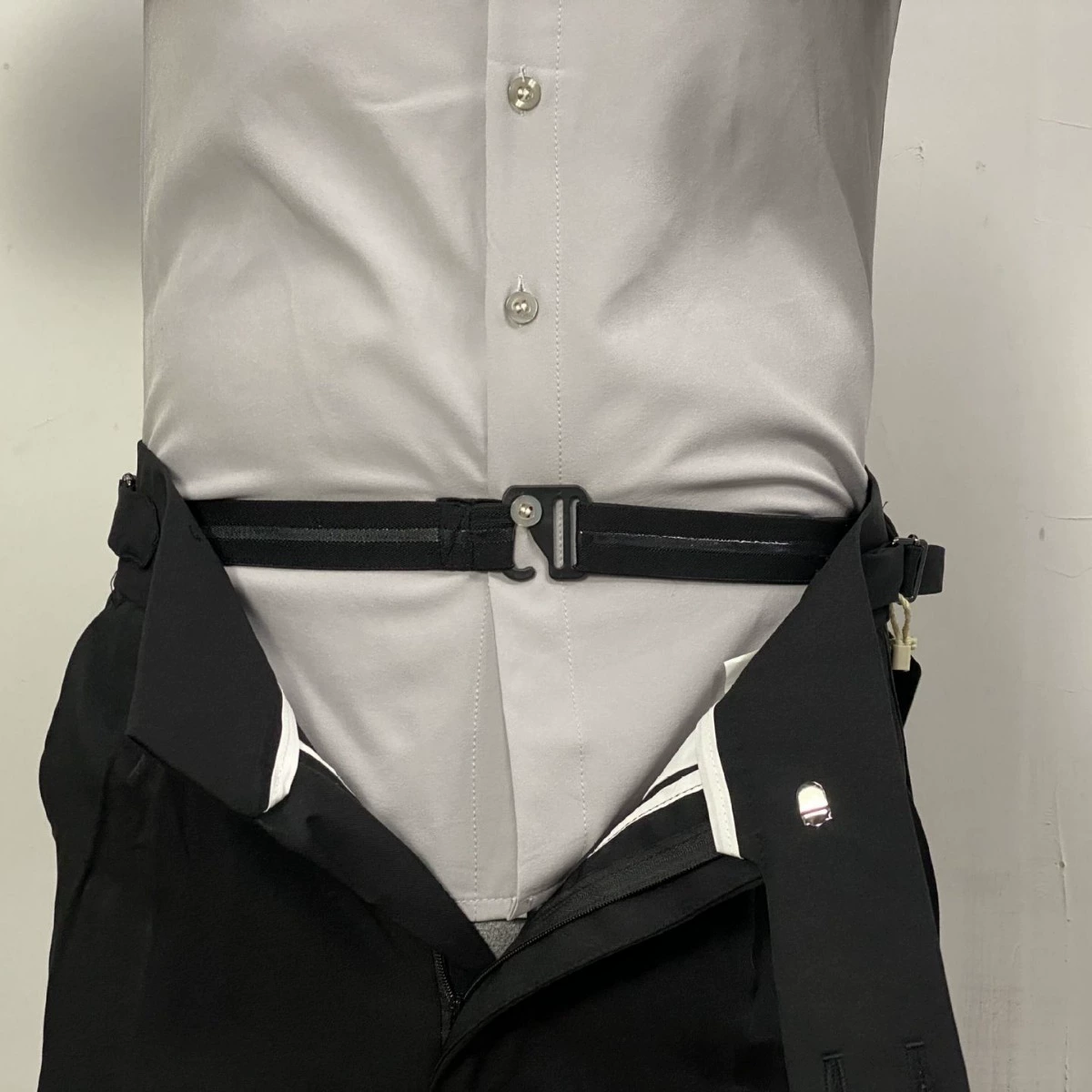 Non-slip shirt, classic suit jacket, adjustable harness, elastic belt